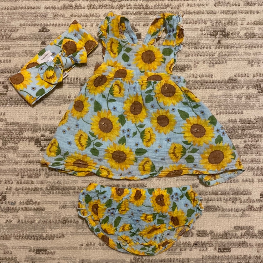 Angel Dear sunflower dress (6 to 12 months)